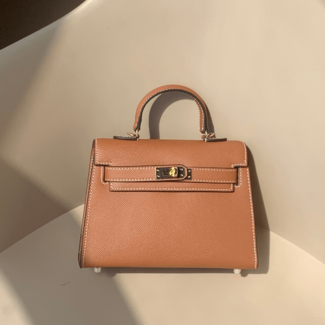 Claire – Tidløs eleganse i en veske